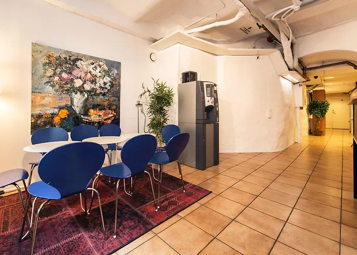 Nomad Cave Vandrarhem Stockholm